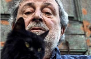 Il disco. Francesco Guccini torna a cantare: «Ecco le mie canzoni da “intorto”