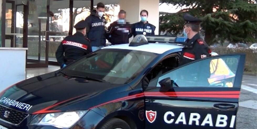 «A Ferrara violenze quando era 14enne»