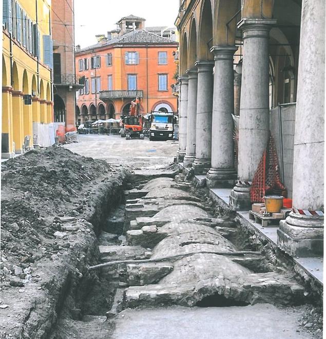Modena. Italia Nostra: «Cantiere di Canalchiaro, distrutte opere del ’600 E la Soprintendenza ha dato l’ok» 