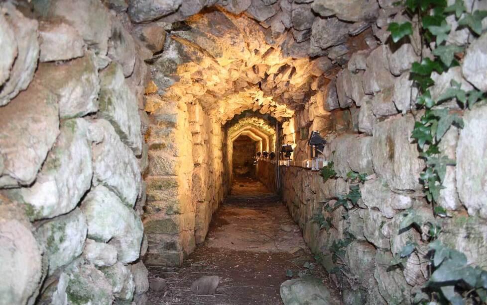 Il borgo di Vetulonia dove gli etruschi sono ancora fra noi
