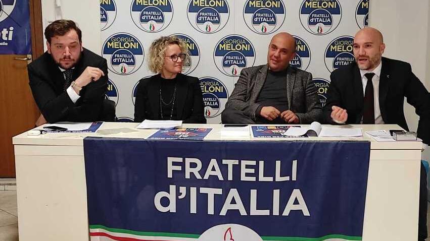 Modena. Porta a porta, lo stop di Fdi: «Il centro si riempirà di rifiuti»