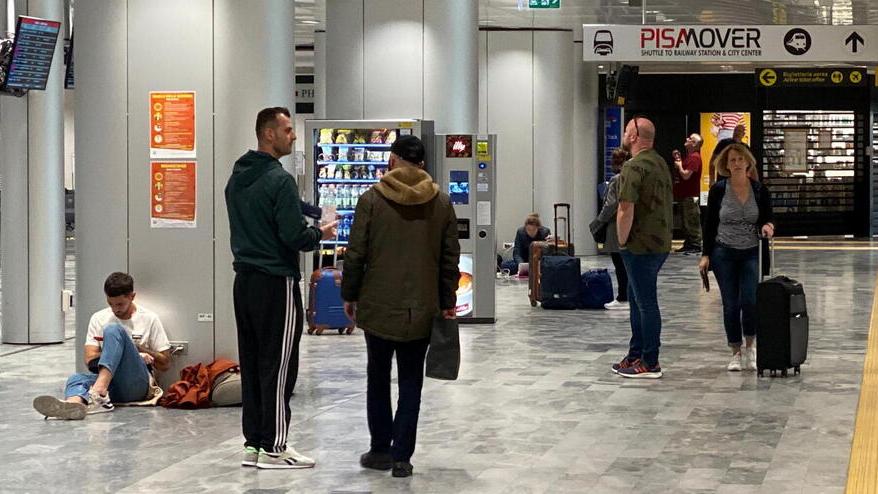 La carica di Pisa su Enac: «Si cambi il piano sugli aeroporti, Pisa è strategico»
