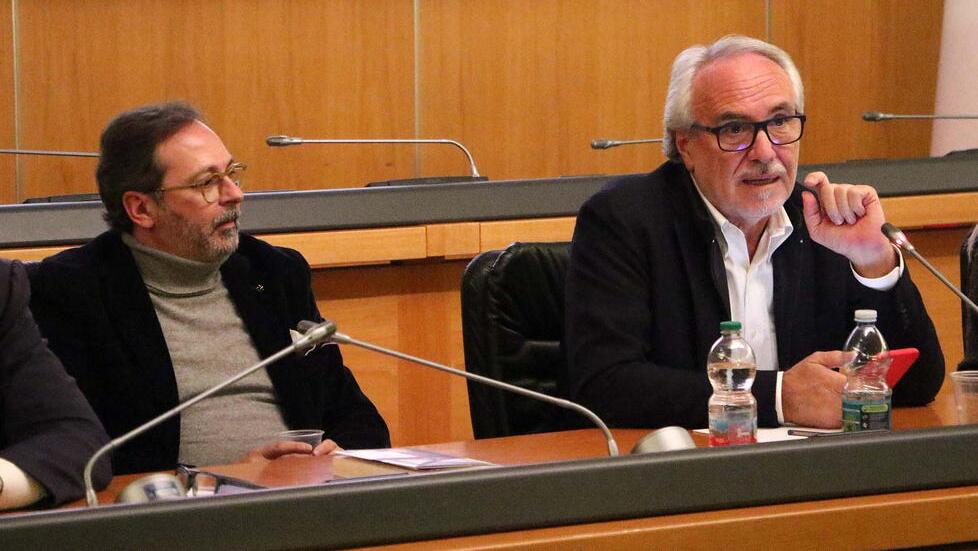 L’ex onorevole Fabio Evangelisti si candida: «A disposizione della città»