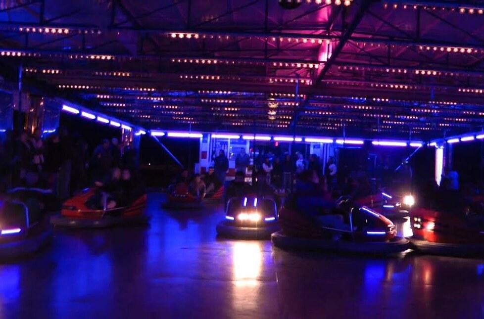 Il luna park accende le luci nonostante le bollette. «Con i led proviamo a ridurre i nostri consumi»