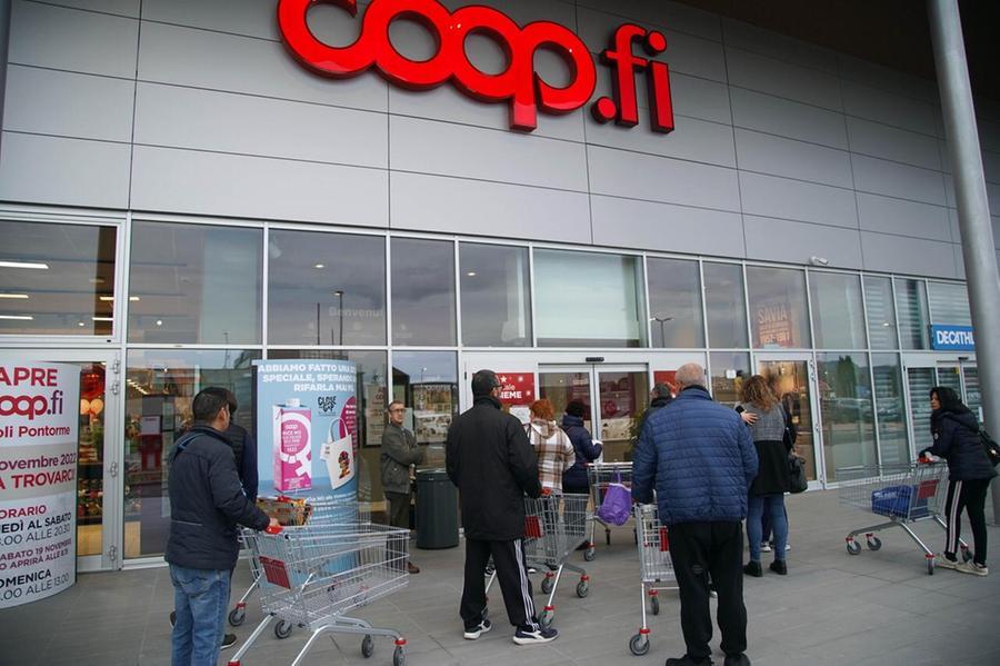 Unicoop blocca i prezzi della spesa fino a gennaio: “Così tuteliamo il potere d’acquisto dei cittadini”