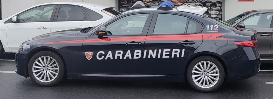 
	Una pattuglia dei carabinieri (foto d'archivio)

