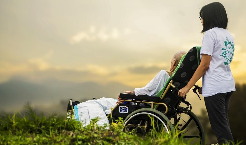 Caregiver senza tutele: per lo Stato non esistono