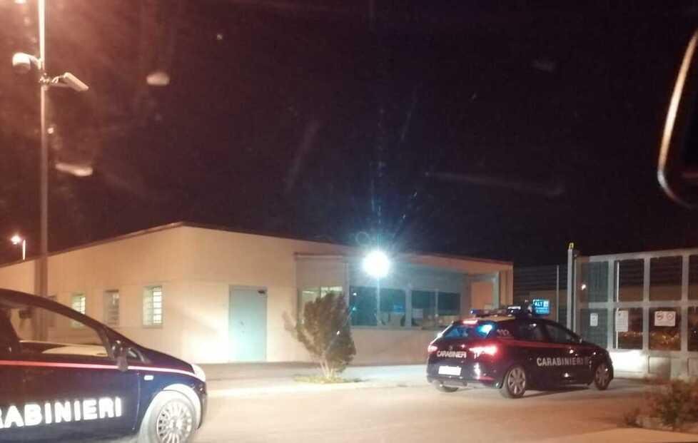Sassari, attira l’ex con un profilo falso poi la sequestra e la violenta