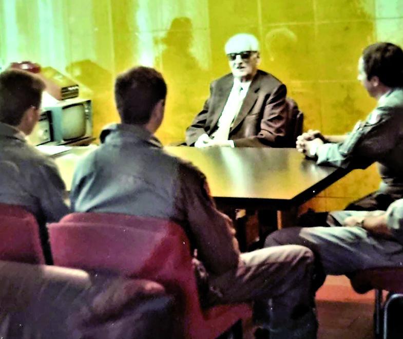 Modena. “Cartoline dal cielo” Dai jet alla Ferrari storie di una vita vissuta in velocità 