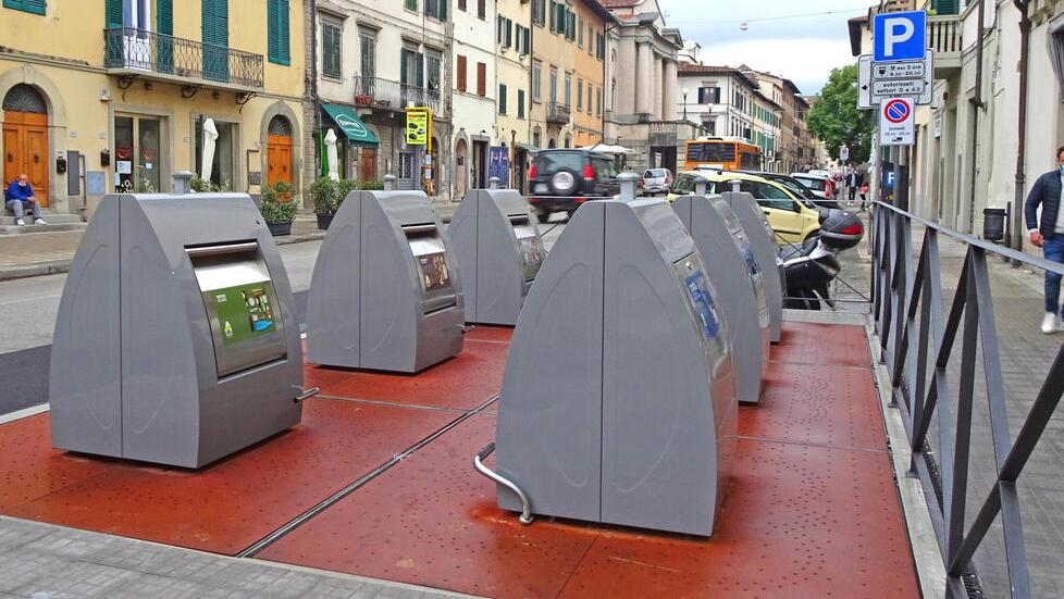 Pistoia, guerra legale davanti al Tar contro i cassonetti interrati