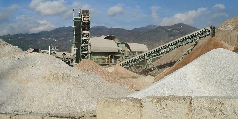 Edilizia, centinaia di aziende non sanno dove portare i rifiuti