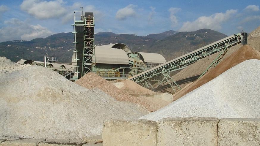 Edilizia, centinaia di aziende non sanno dove portare i rifiuti