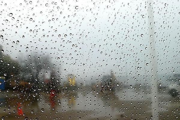 Allerta rossa in Sardegna per forti piogge, vento e mareggiate