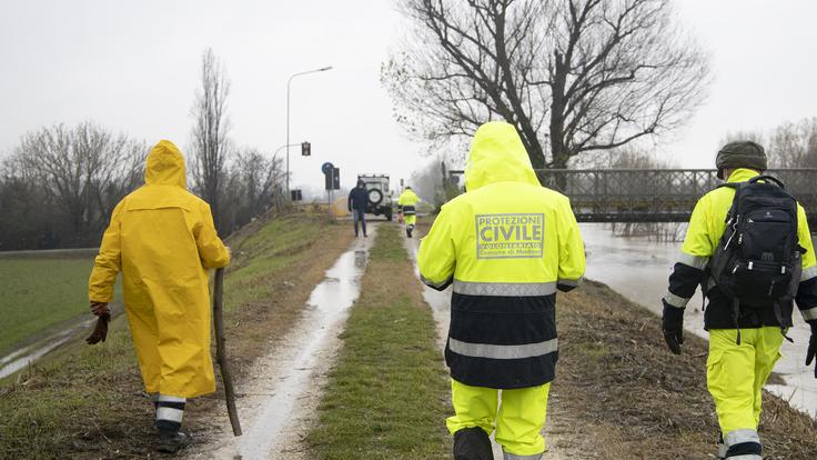 Modena. Pioggia senza sosta, allerta fiumi in provincia Neve a quota mille metri