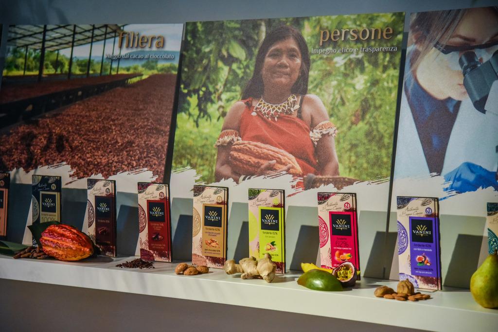 La filiera del cacao in un viaggio virtuale con i coltivatori