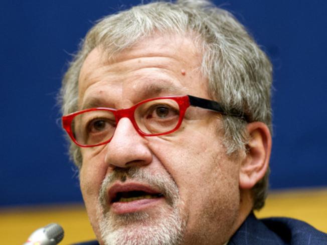 Comunicato Stampa: CRV - Ciambetti: “Maroni ha scritto la storia del leghismo ma fu anche uomo delle Istituzioni"