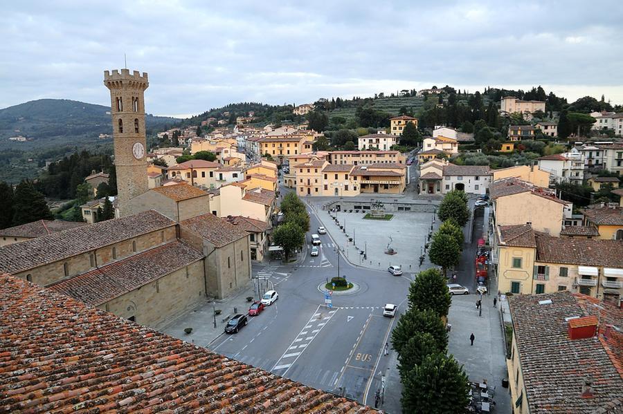 
	Una vista di Piazza Mino a Fiesole

