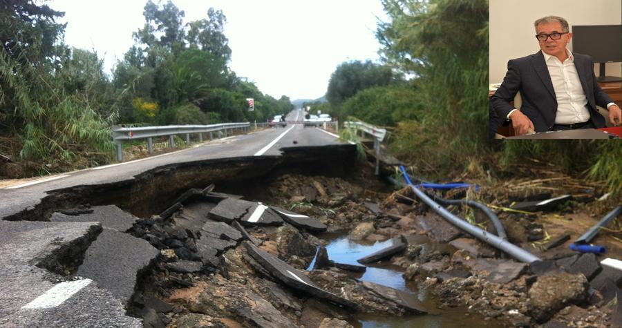 
	I danni dell'alluvione del 2013 in via Vittorio Veneto e il sindaco Settimo Nizzi&nbsp;

