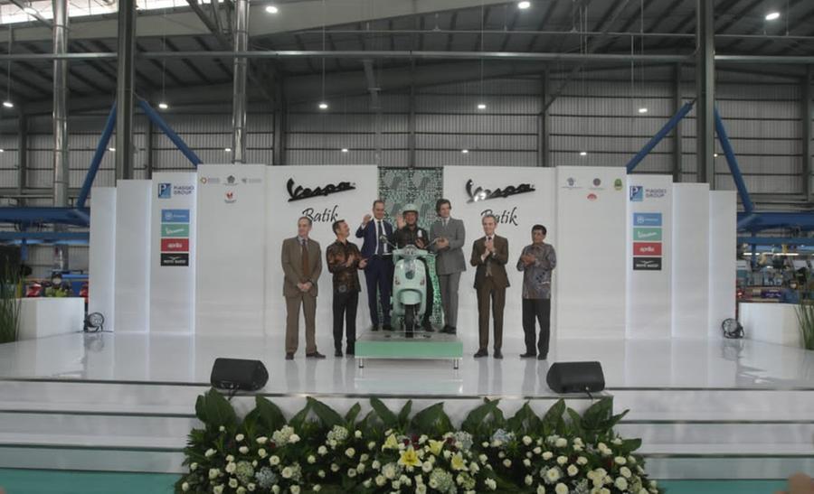
	Un momento dell'inaugurazione a Giakarta in Indonesia del nuovo stabilimento di Piaggio

