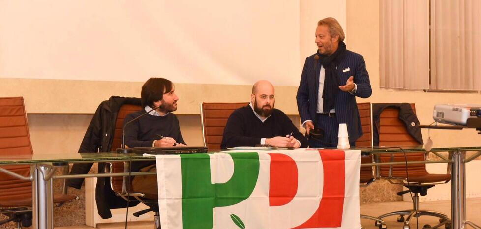Segretario nazionale e locale: due scelte per i dem lucchesi