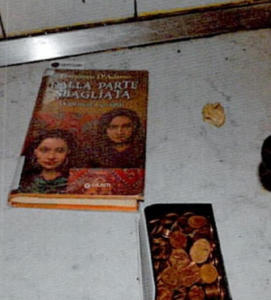 Novellara, in casa di Saman un libro sulla lotta per i diritti in Pakistan