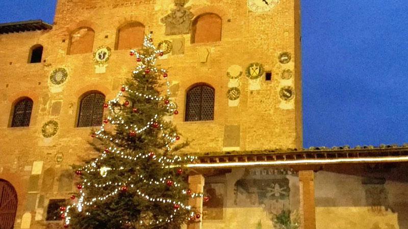 Certaldo “Illumina il Natale”: ecco il calendario delle iniziative fino all’Epifania