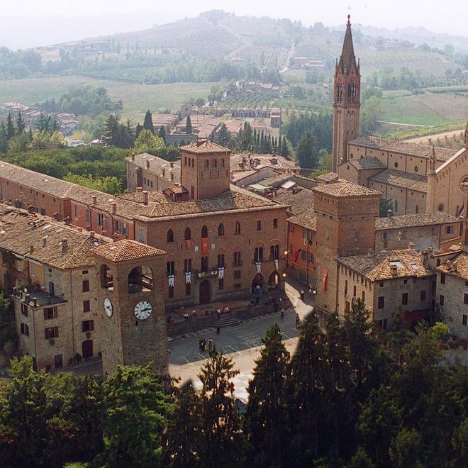 Castelvetro La raccolta rifiuti divide il paese «Sarà un vero caos». «No, era ora» 