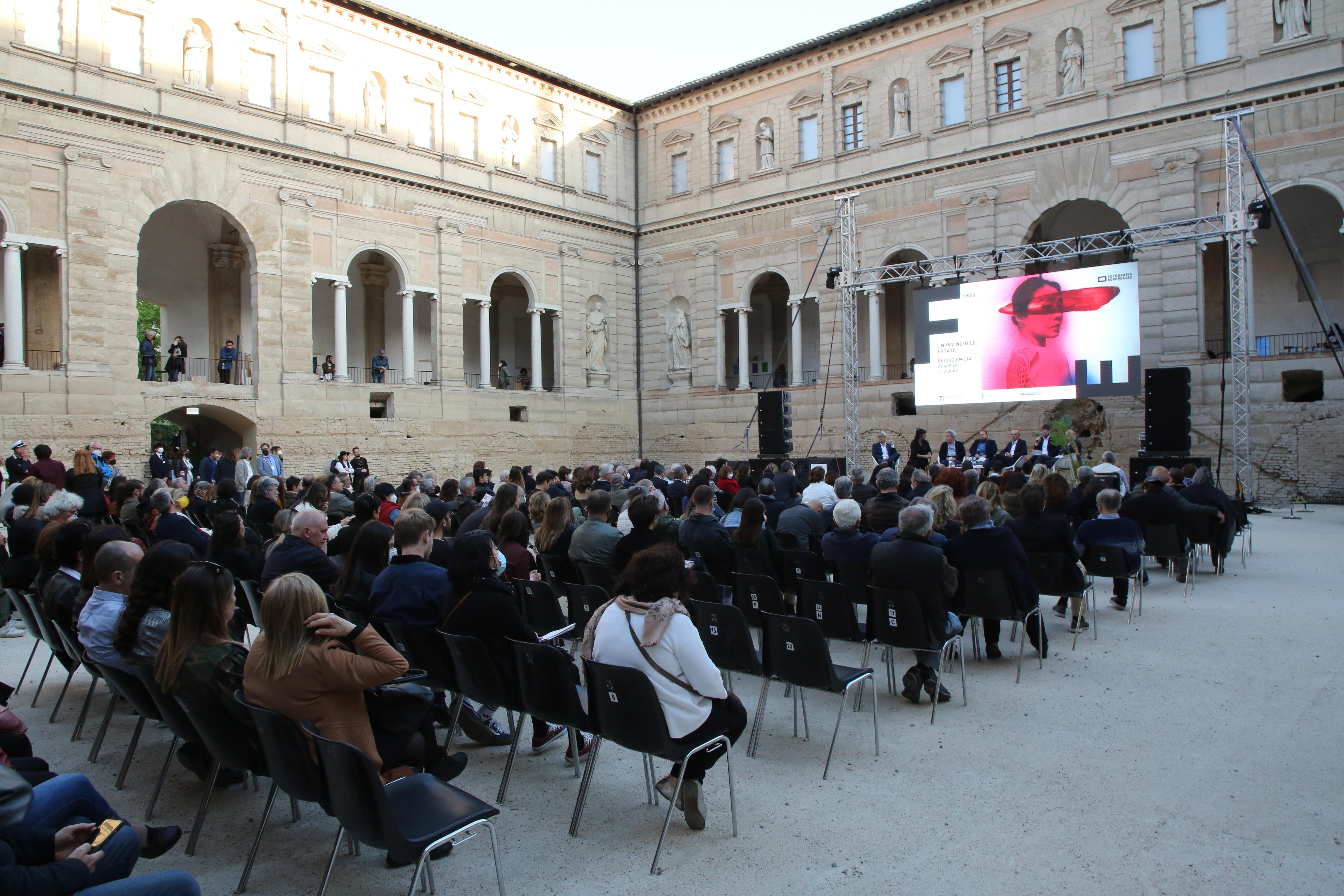 Verso Fotografia Europea 2023 tra identità, visioni e inquietudini