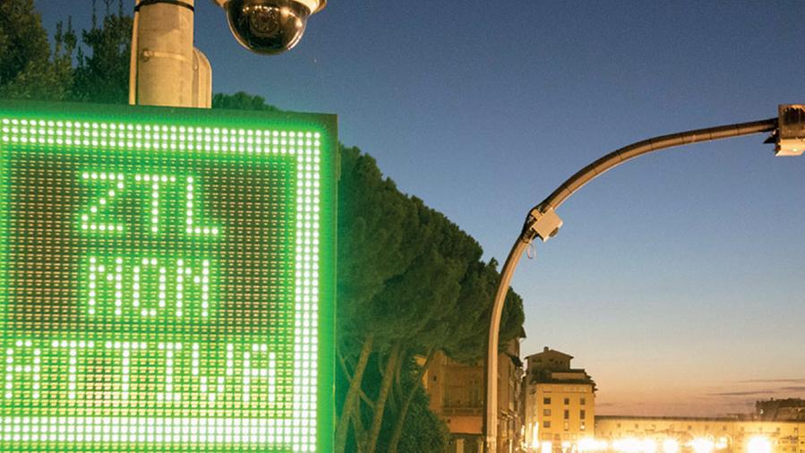 Multe a Firenze, Ztl e corsie preferenziali: 250mila verbali in sei mesi