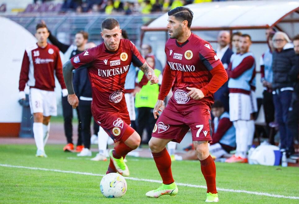 Esposito conta già i superstiti: domenica col Tau fuori 5 titolari 