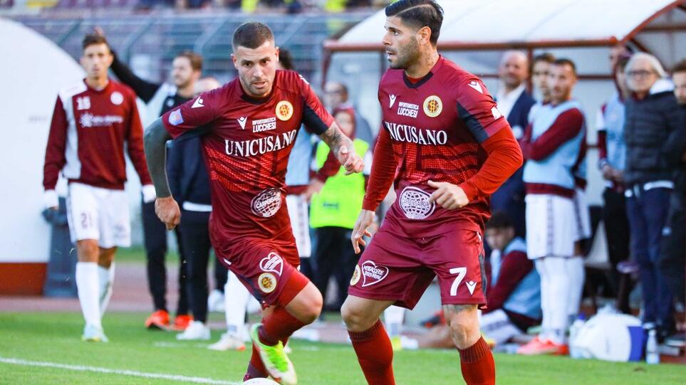 Esposito conta già i superstiti: domenica col Tau fuori 5 titolari