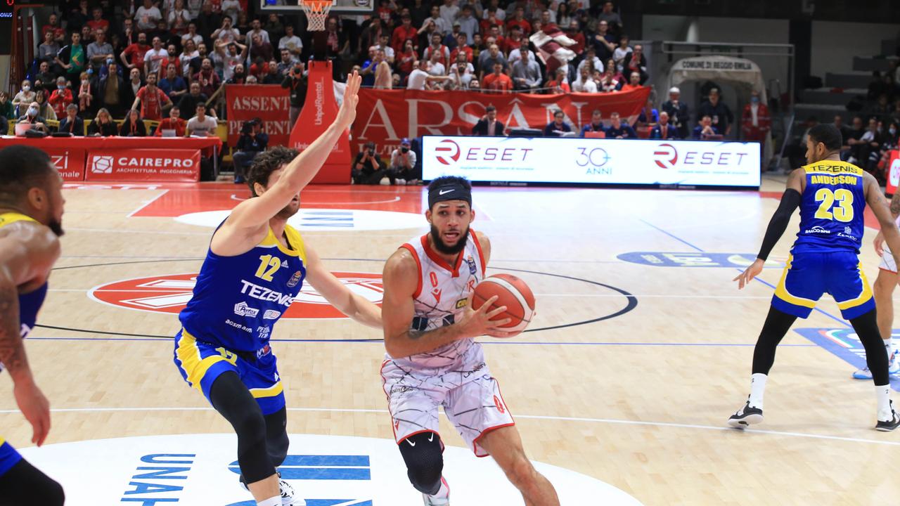 Anche Robertson ai saluti e rispunta il sogno Bortolani