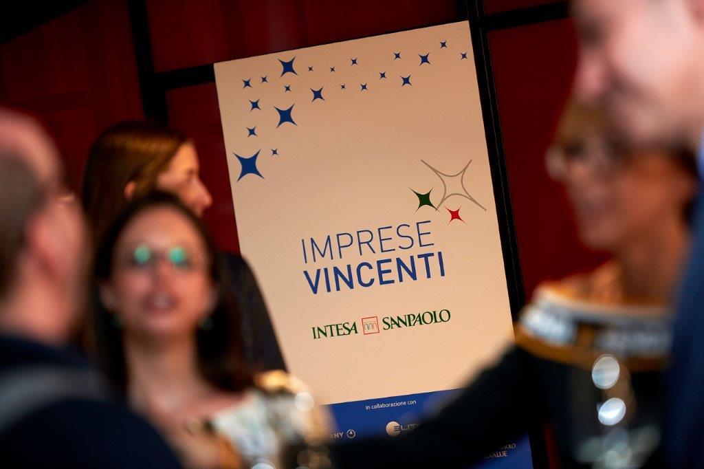 Intesa: a Brescia 10 'Imprese Vincenti', welfare è centrale