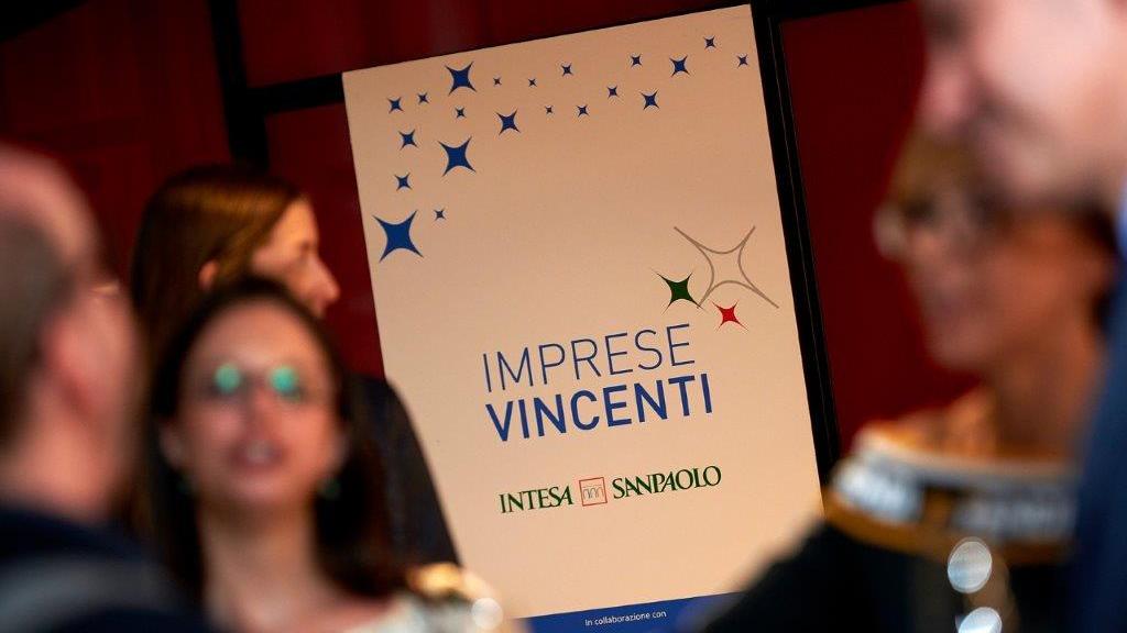 Intesa: a Brescia 10 'Imprese Vincenti', welfare è centrale