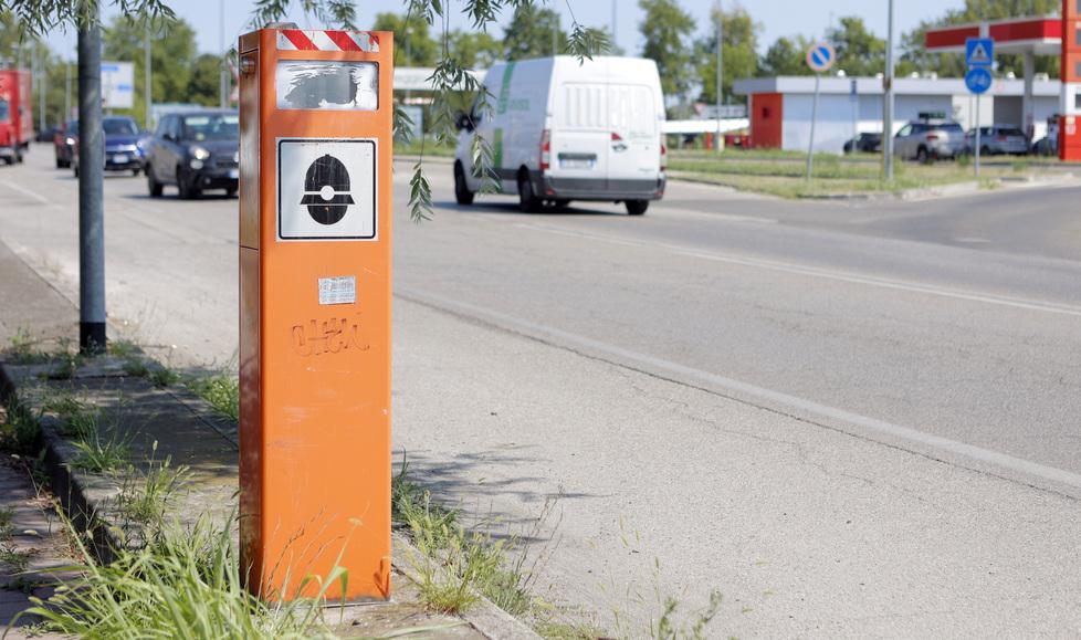 Cento, più sicurezza sulle strade: si punta su dossi e velox