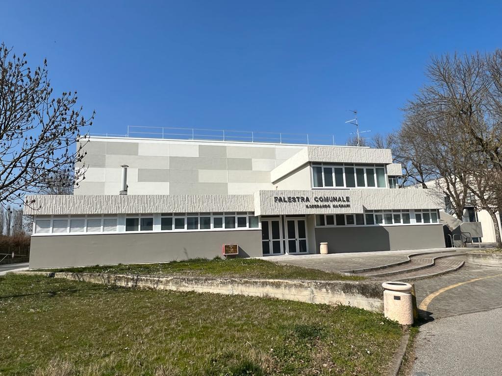 Riapre il palazzetto dello sport dopo i lavori da 1,5 milioni di euro