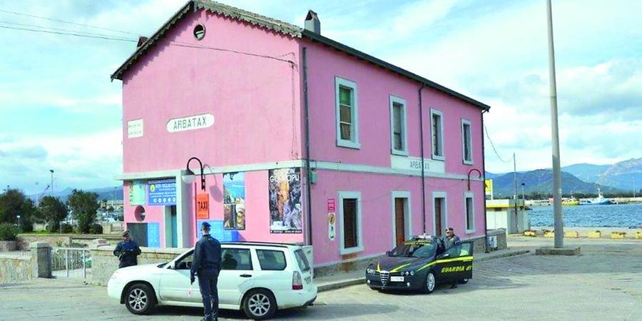 Arbatax, allacci abusivi ad acqua e corrente: la Finanza denuncia due coniugi