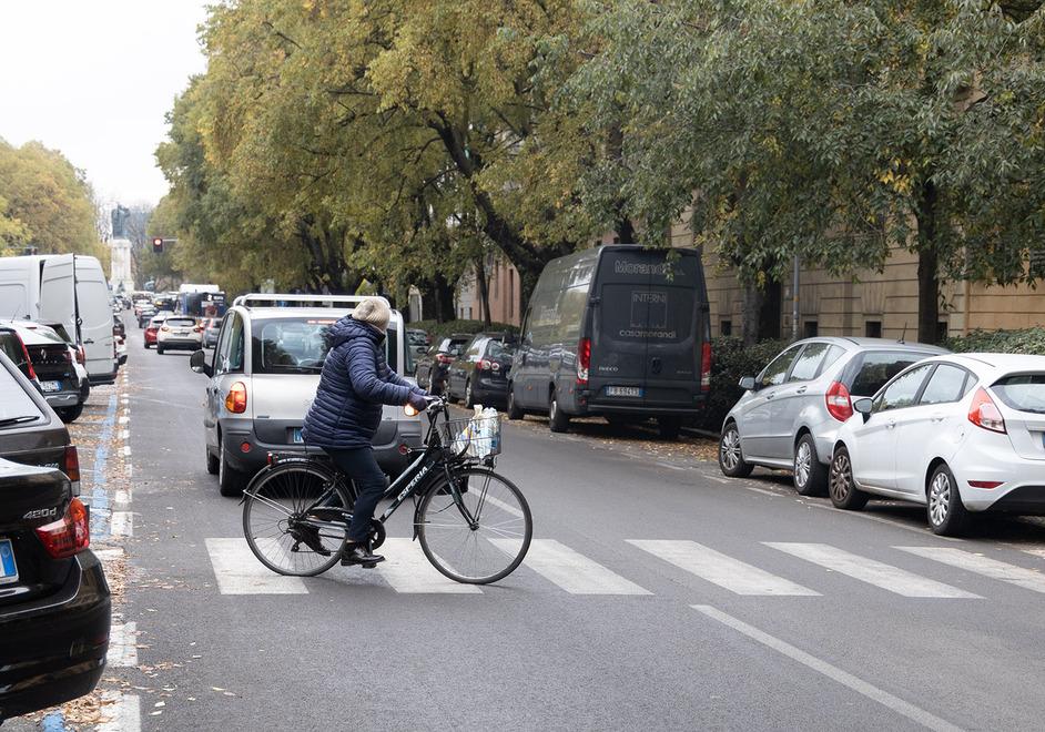 Zona 30 a Modena, quanto rallenti? Solo 52 secondi in più per percorrere i Viali 