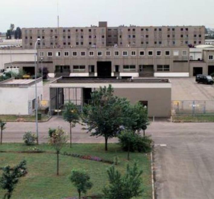 Modena, Porta la droga al marito detenuto a S. Anna