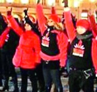 Violenza sulle donne, Osilo dice no: il corteo si ferma davanti a ogni bar e legge i nomi delle vittime