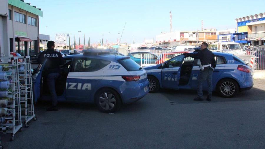 Due volanti della polizia (foto d'archivio)