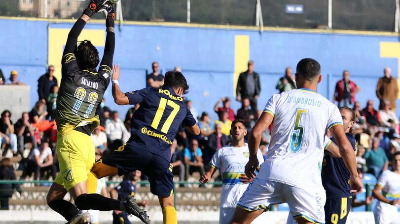 Carrarese Big match a Siena per morale e classifica