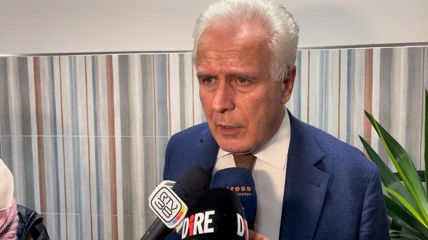 Giani: «Con i tagli del governo alla sanità dovremo tagliare alcuni servizi»