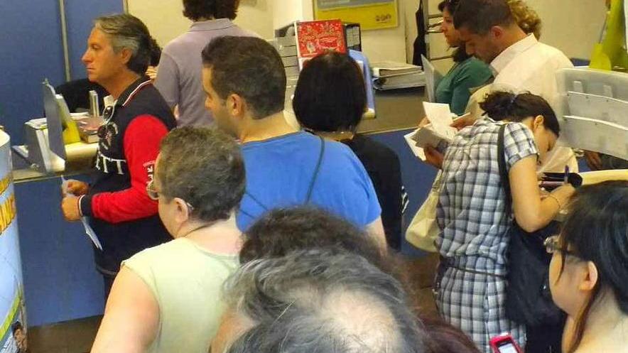 Poste: disagi per il blocco degli straordinari
