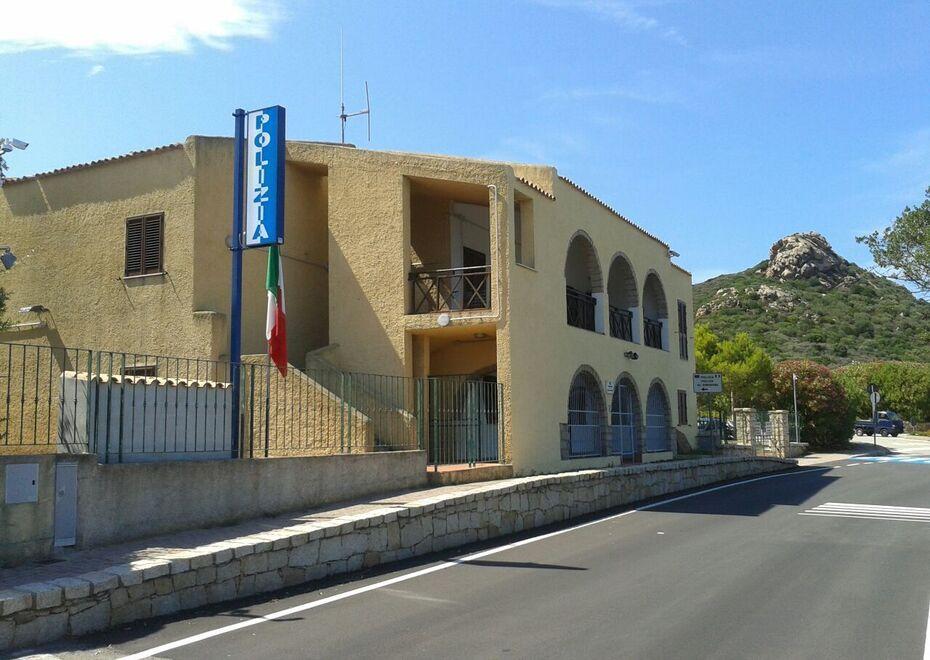 Arzachena, coniugi allontanati dal residence: minacciavano gli altri condomini 