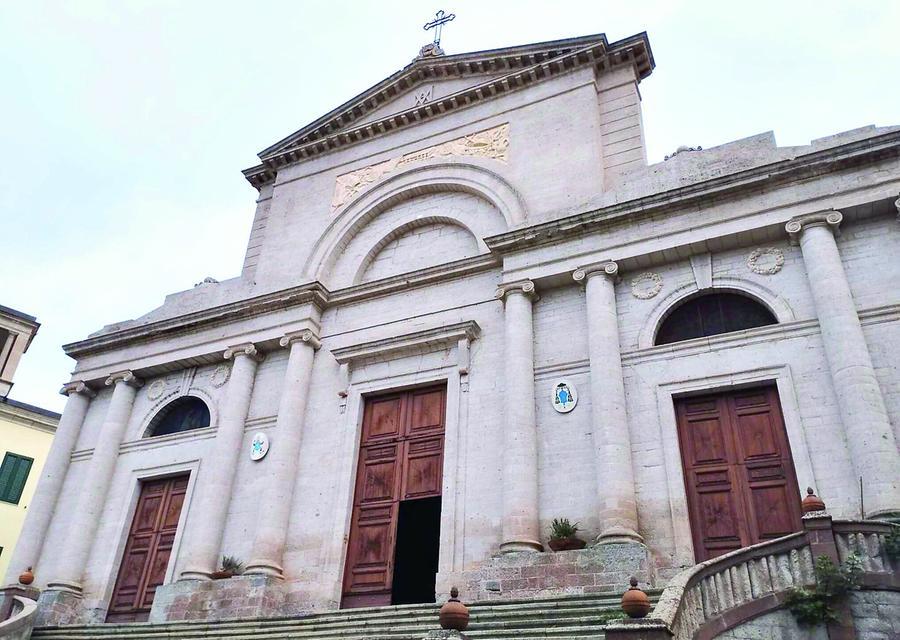 
	La cattedrale di Ozieri

