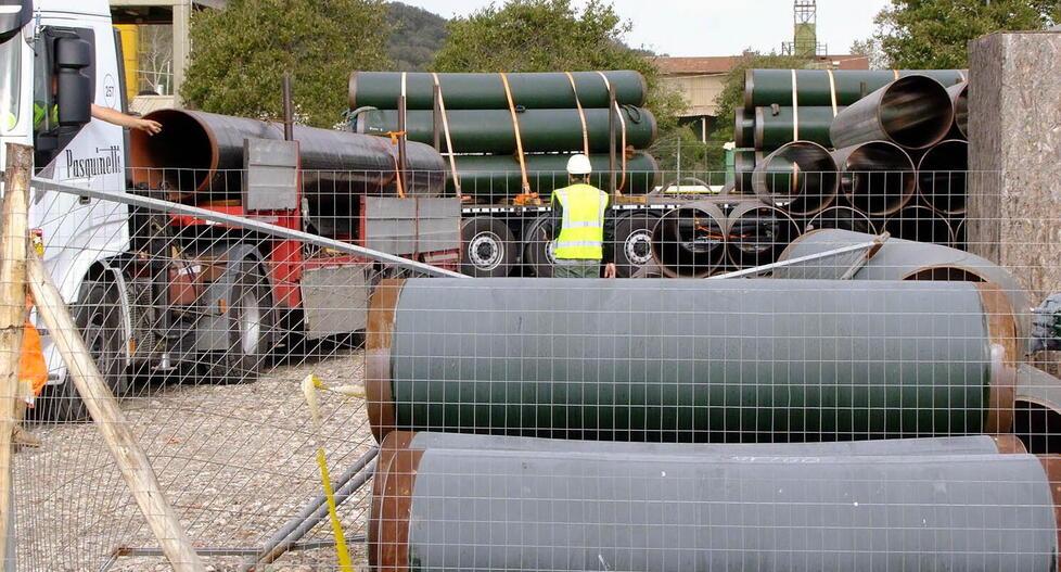 Ricorso al Tar per il rigassificatore, i punti chiave: così il Comune punta allo stop