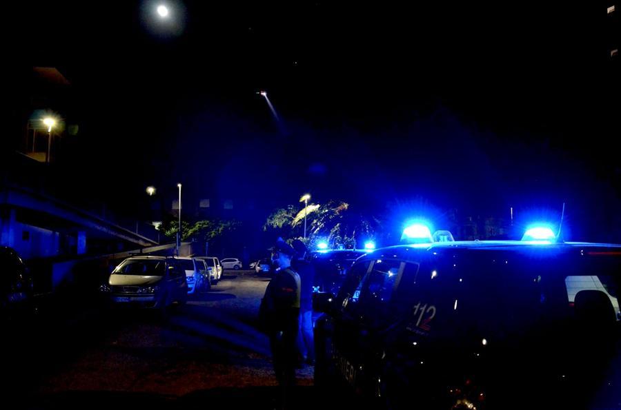 Nella giornata contro la violenza sulle donne picchia brutalmente una 50enne per farsi restituire 100 euro