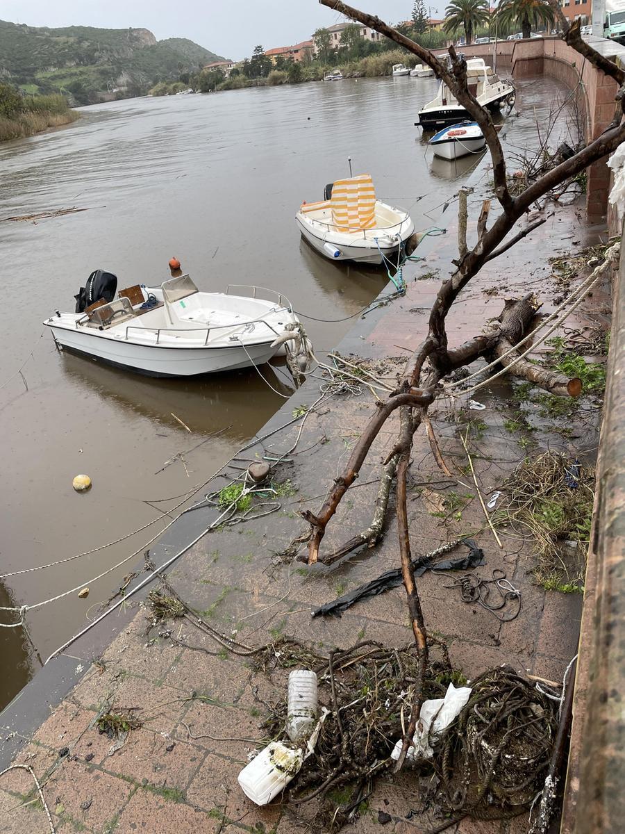 Maltempo: Bosa di nuovo sott’acqua e la provinciale per Alghero chiusa a causa di una frana