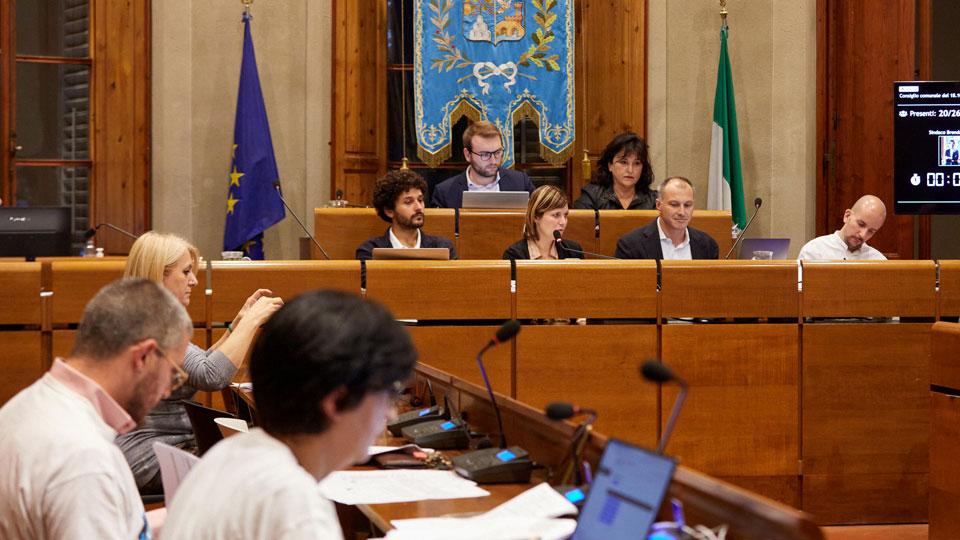 Nella foto una seduta del consiglio comunale di Empoli